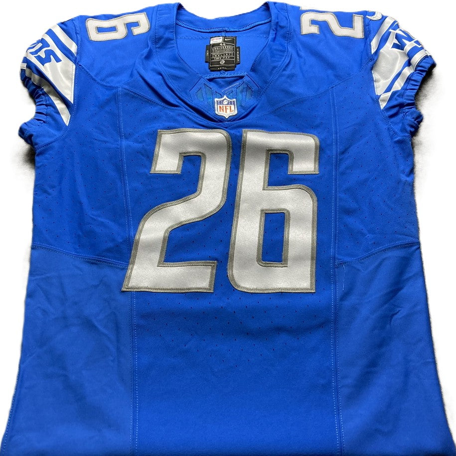 Jahmyr Gibbs SIGNED✍️Detroit Lions🦁Authentic Nike NFL Jersey👕 Also includes PSA Authentication💥