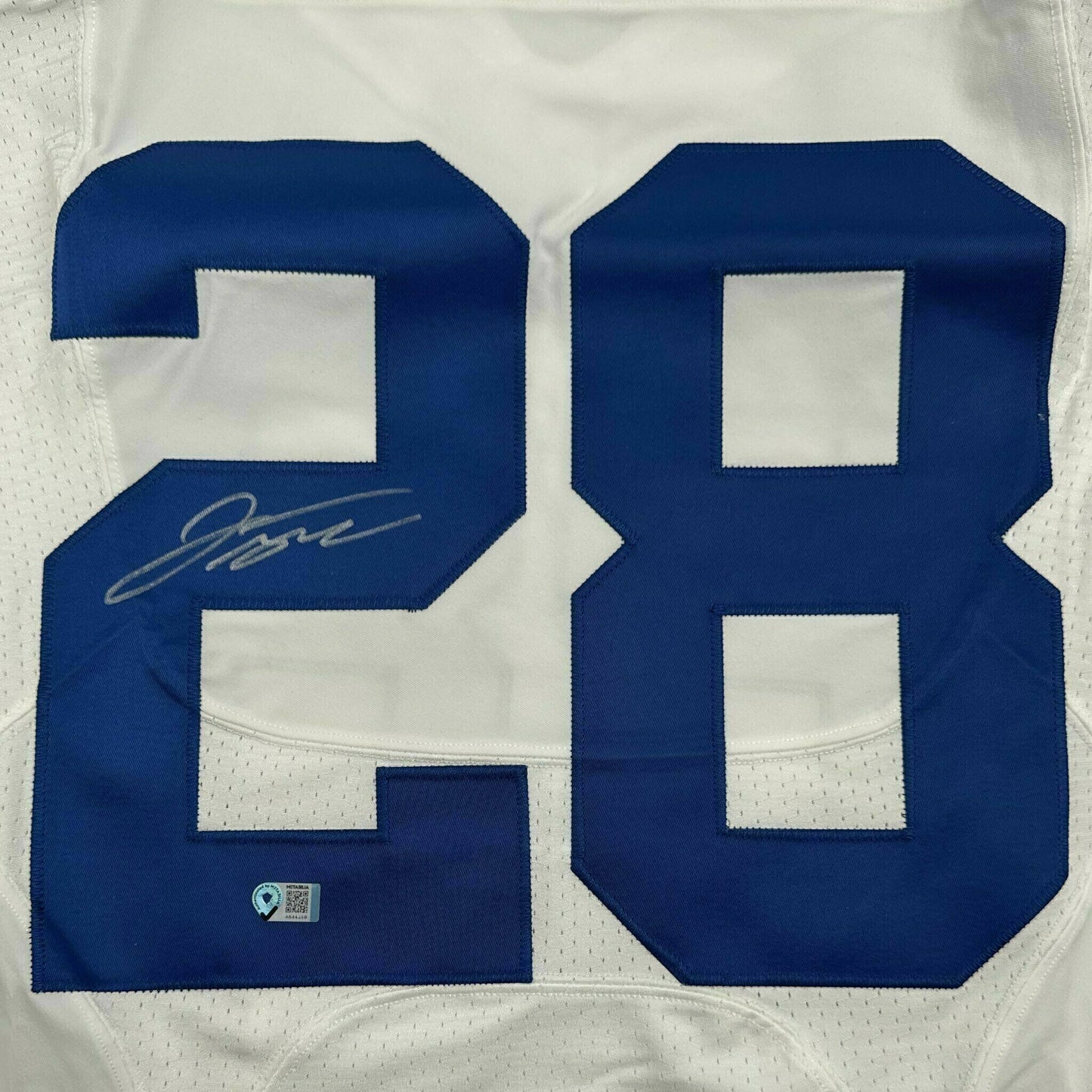 Jonathan Taylor SIGNED TEAM ISSUED 💪 Indianapolis Colts Nike NFL Jersey 👕 Inc COA and Captain's Patch