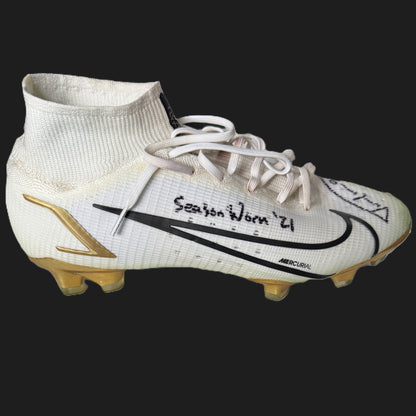 Justin Tucker Signed ✍️ + Inscribed GAME WORN 💪 NFL Cleats 👟 21-22 Season Baltimore Ravens 💜 Also includes COA 🛡️