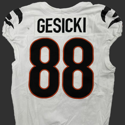 Mike Gesicki GAME WORN 09/21/25 💪 Cincinnati Bengals 🐅 NFL Jersey vs Minnesota Vikings Also Includes Certificate of Authenticity