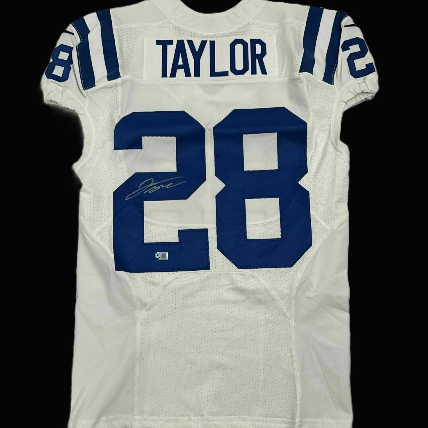 Jonathan Taylor SIGNED GAME ISSUED 💪 Indianapolis Colts Nike NFL Jersey 👕 Also includes COA