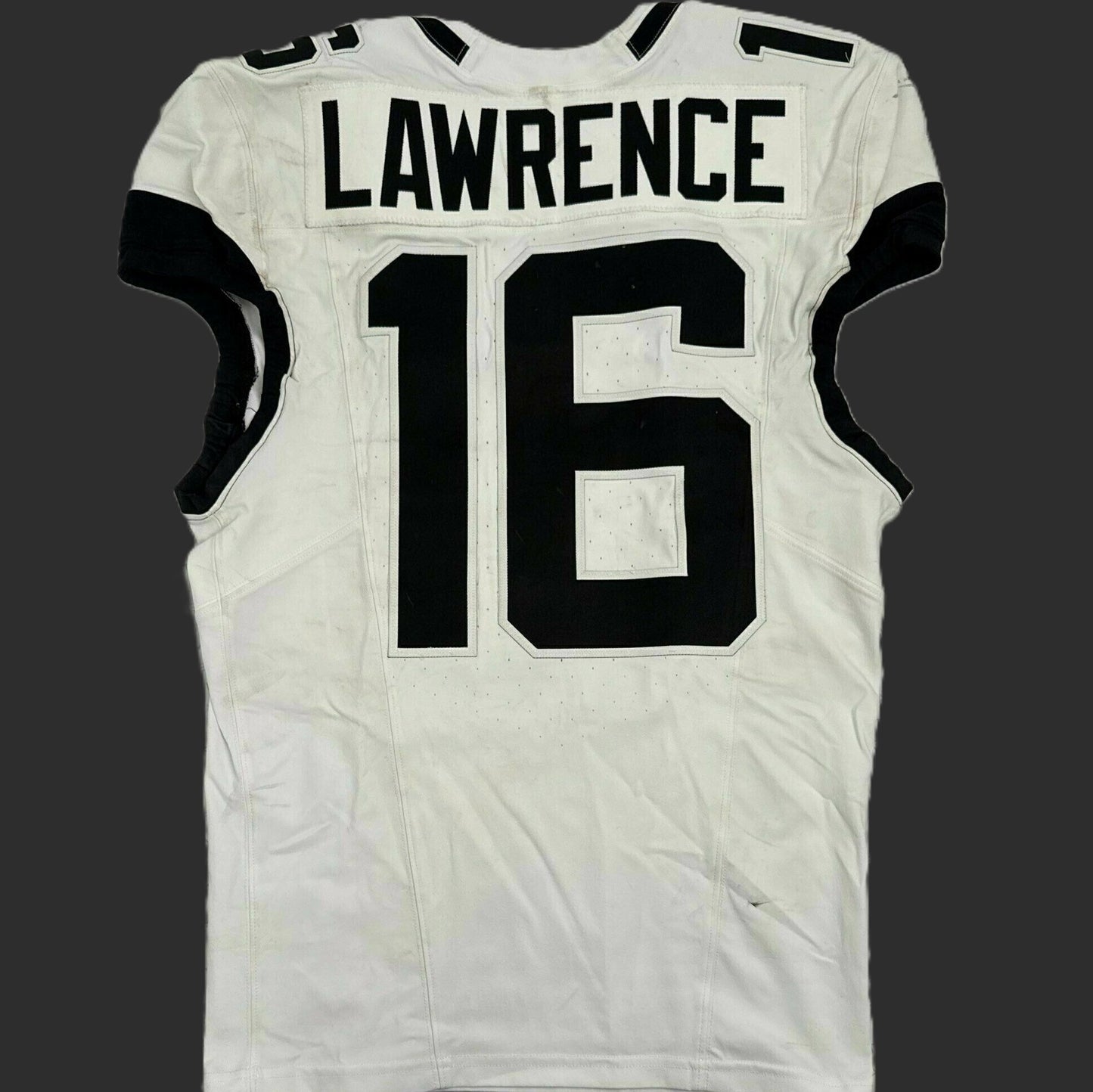 Trevor Lawrence GAME WORN 11/30/25 PHOTO MATCHED 📸 Jacksonville Jaguars NFL Jersey vs Tennessee Titans Also includes COA