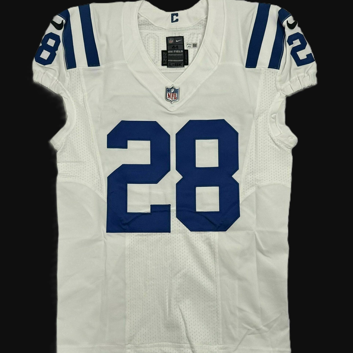 Jonathan Taylor SIGNED GAME ISSUED 💪 Indianapolis Colts Nike NFL Jersey 👕 Also includes COA