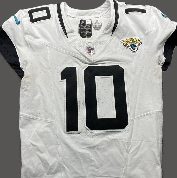 Mac Jones GAME WORN/USED 💪10/13/24 Jacksonville Jaguars 🐆 Nike NFL Jersey 👕 vs. Chicago Bears (London Game🌍) PSA Authenticated 🛡️