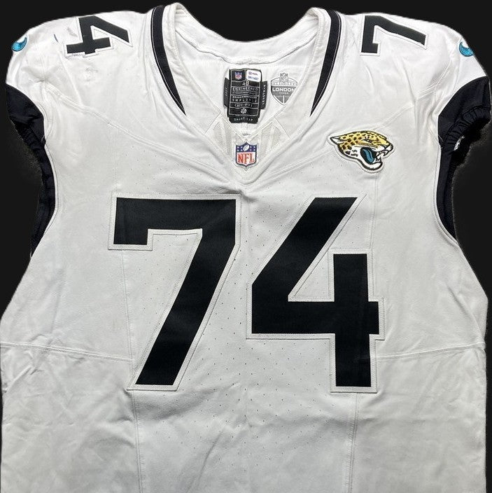 Cam Robinson GAME USED 💪 10/13/24 Jacksonville Jaguars 🐆 Nike NFL Jersey 👕 Inc. PSA COA 🛡️ vs. Chicago Bears (NFL London Game) 🌍