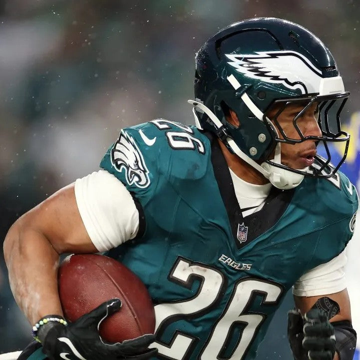 Saquon Barkley Signed✍️Philadelphia Eagles🦅NFL Jersey👕Includes PSA COA💥
