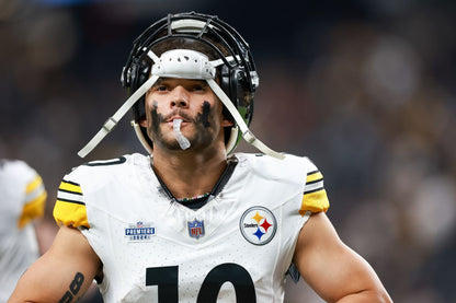 Roman Wilson Signed ✍️Pittsburgh Steelers Speed mini Helmet Includes Beckett Authenticity🛡️