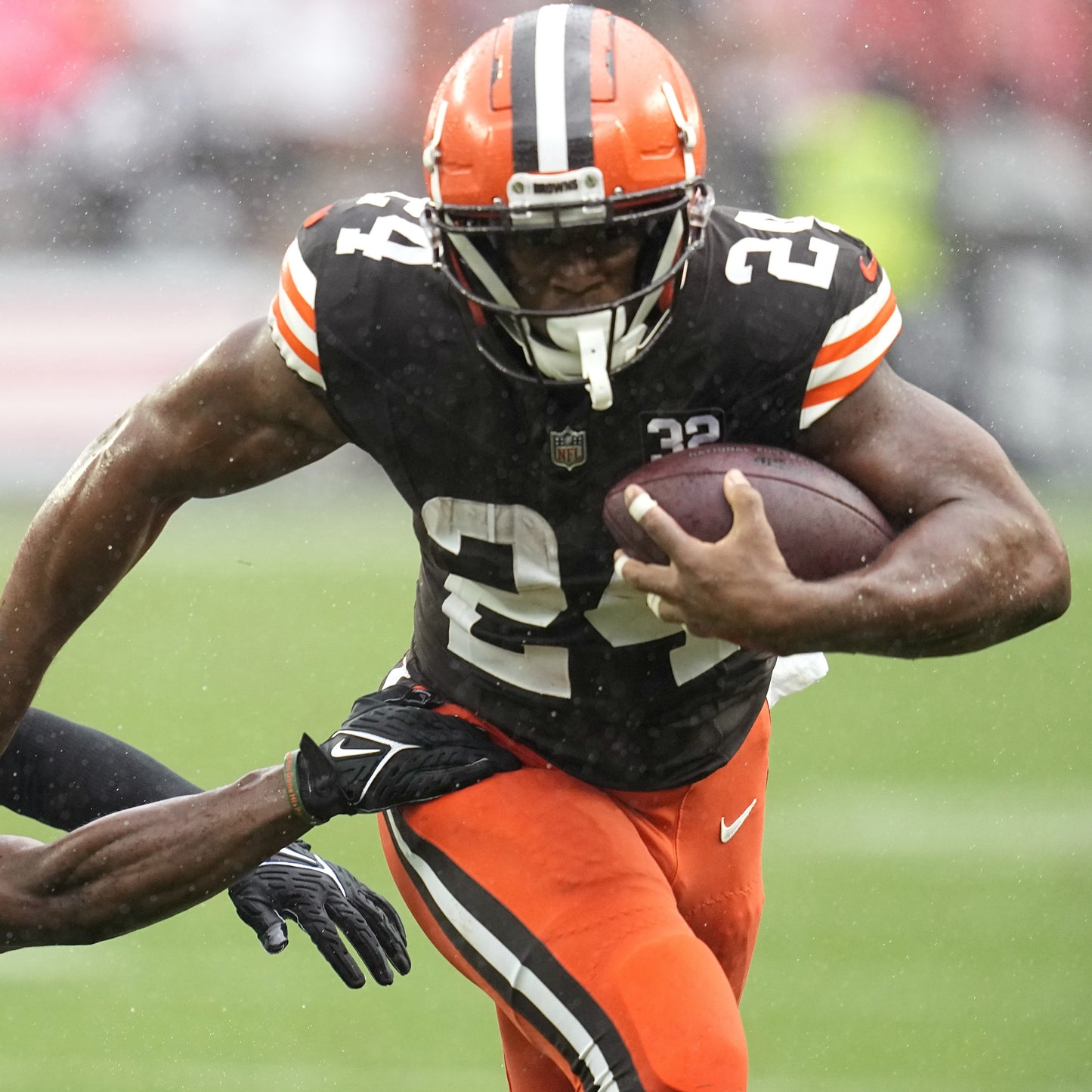 Nick Chubb GAME WORN/USED 10/27/24 💪 PHOTO-MATCHED 📸 Cleveland Browns On-Field NFL Jersey 👕 vs. Baltimore Ravens Also includes Professional Sports Authenticator (PSA)