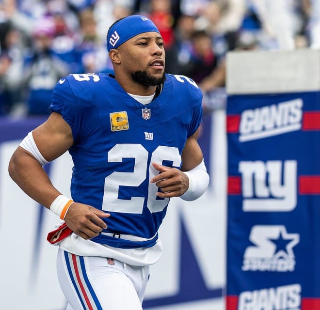 Saquon Barkley Hand Signed ✍️ New York Giants Nike NFL Jersey 👕 Also includes Authenticity 🛡️