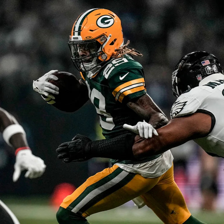 Xavier McKinney Hand SIGNED ✍️ and TEAM-ISSUED 💪 Green Bay Packers Authentic NFL Jersey👕Also includes PSA Authentication 📏