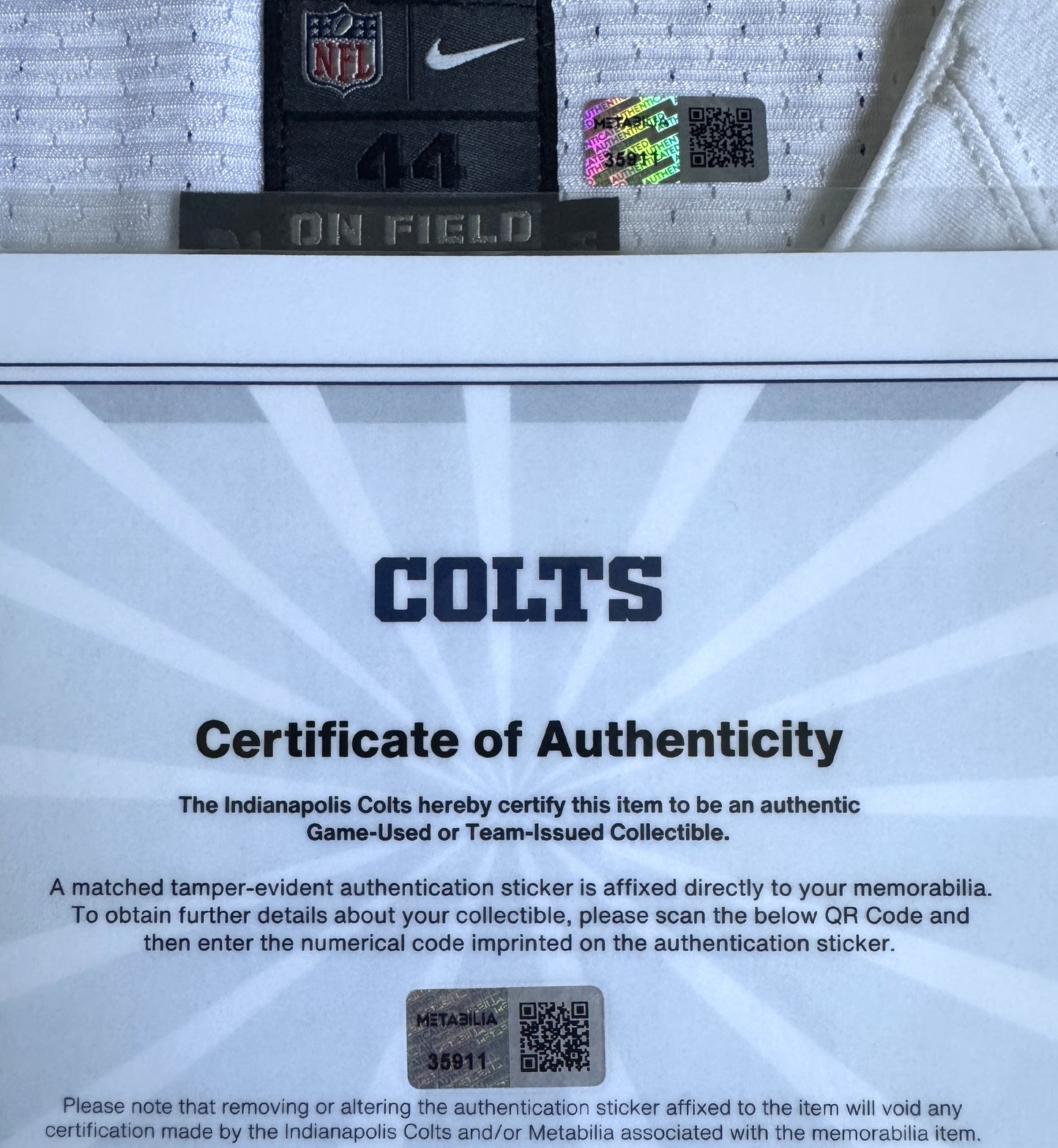 Jonathan Taylor SIGNED TEAM ISSUED Indianapolis Colts Nike NFL Jersey 👕 Also includes COA 🛡️