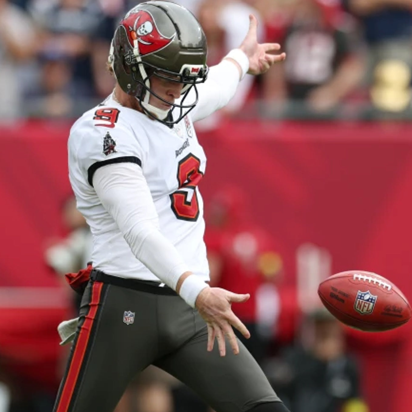 Riley Dixon GAME WORN 💪 11/09/25 Buccaneers On-Field NFL Jersey 👕 vs. Patriots Includes COA 📄