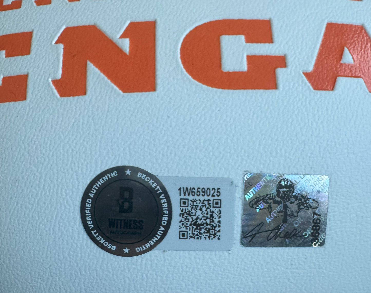 Ja'Marr Chase Hand-Signed✍️Cincinnati Bengals🐅Logo Football NFL Sports Memorabilia