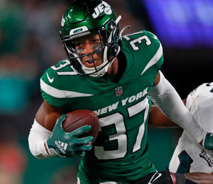 Bryce Hall Hand Signed AUTHENTIC 💪 New York Jets Jersey 👕 Also includes Professional Sports Authenticator COA 🛡️