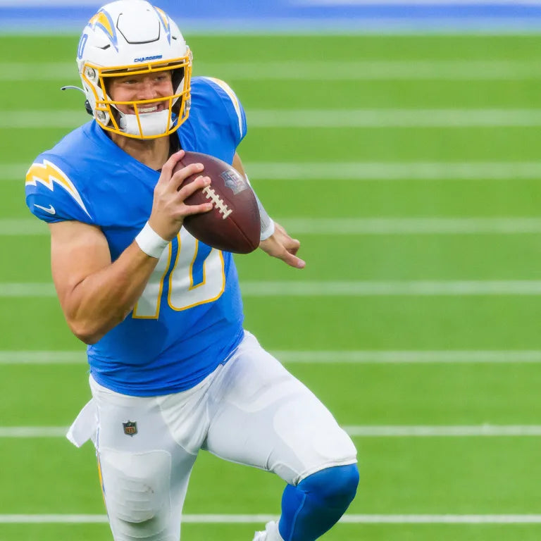 Justin Herbert TEAM-ISSUED💪Los Angeles Chargers⚡NFL Nike Jersey includes Captains Patch