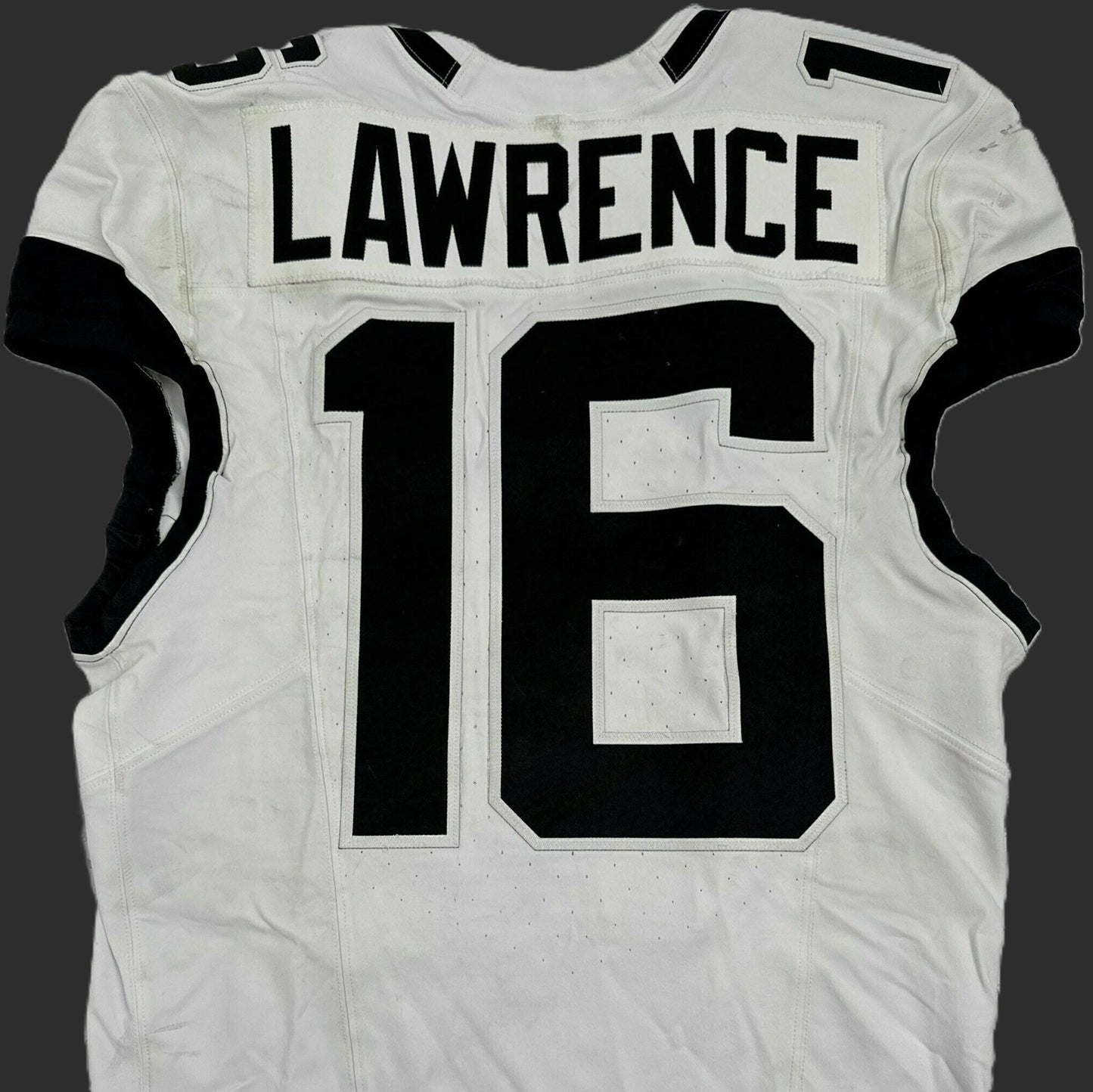 Trevor Lawrence GAME WORN 11/30/25 PHOTO MATCHED 📸 Jacksonville Jaguars NFL Jersey vs Tennessee Titans Also includes COA