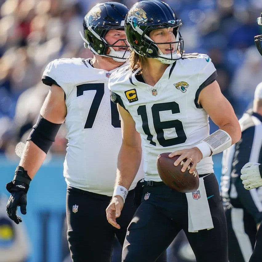 Trevor Lawrence GAME WORN 11/30/25 PHOTO MATCHED 📸 Jacksonville Jaguars NFL Jersey vs Tennessee Titans Also includes COA
