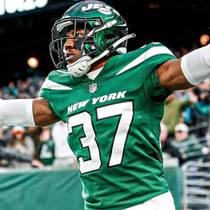 Bryce Hall Hand Signed AUTHENTIC 💪 New York Jets Jersey 👕 Also includes Professional Sports Authenticator COA 🛡️
