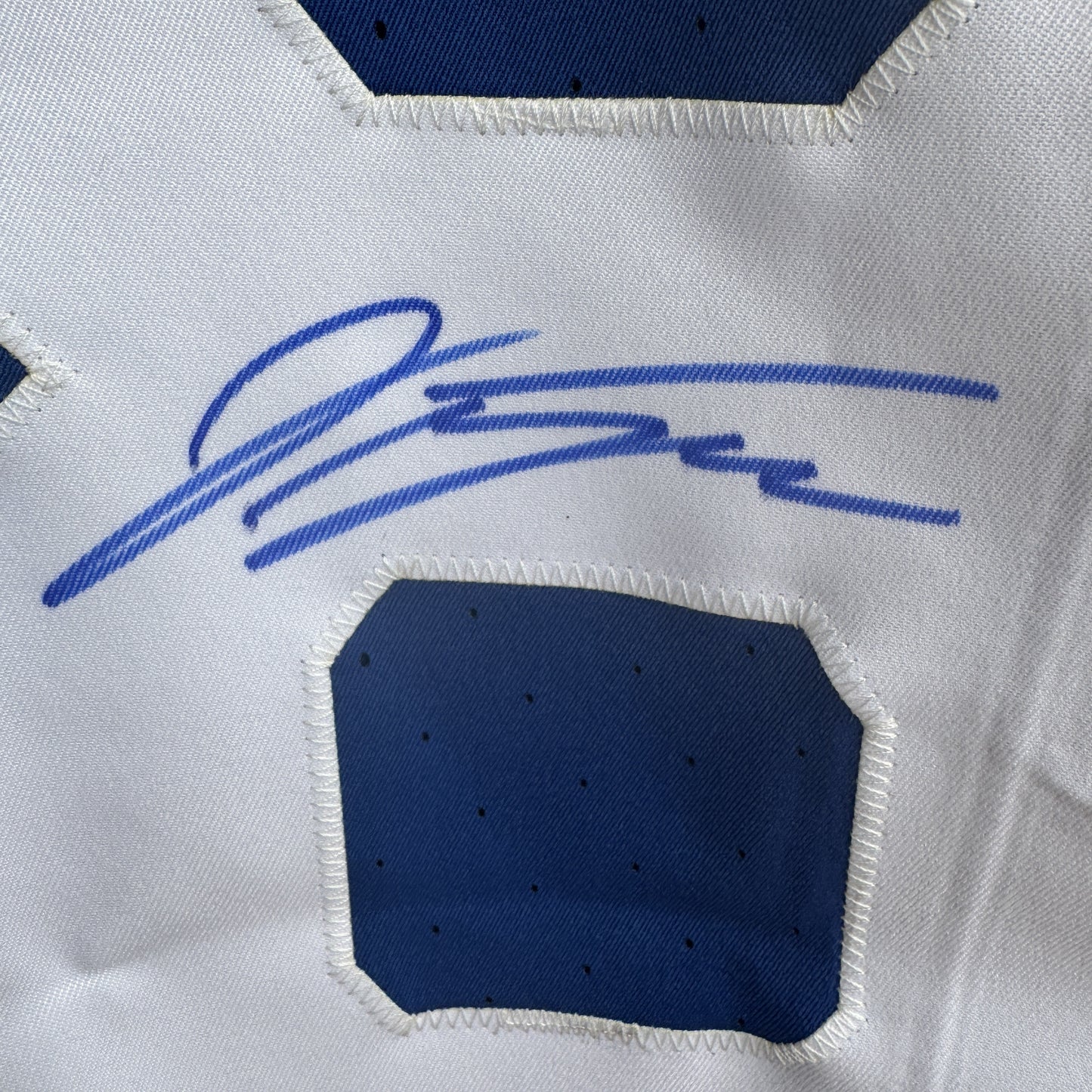 Jonathan Taylor HAND SIGNED TEAM ISSUED 💪 Indianapolis Colts Nike NFL Jersey 👕 Also Inc. COA 🛡️