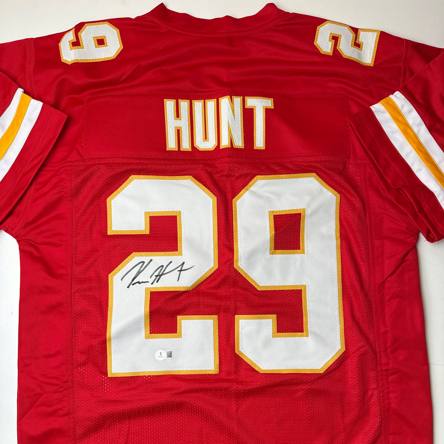 Kareem Hunt Hand-Signed🖊️ Kansas City Chiefs RED❤️‍🔥 Custom NFL Jersey🎽