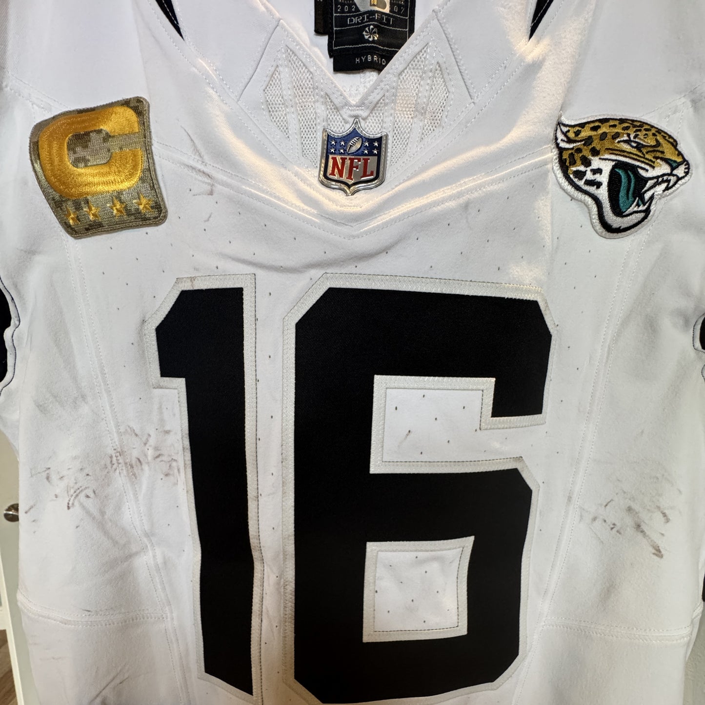 Trevor Lawrence GAME WORN 11/09/25 PHOTO MATCHED Jacksonville Jaguars Nike NFL Jersey vs Houston Texans Also includes Fanatics COA