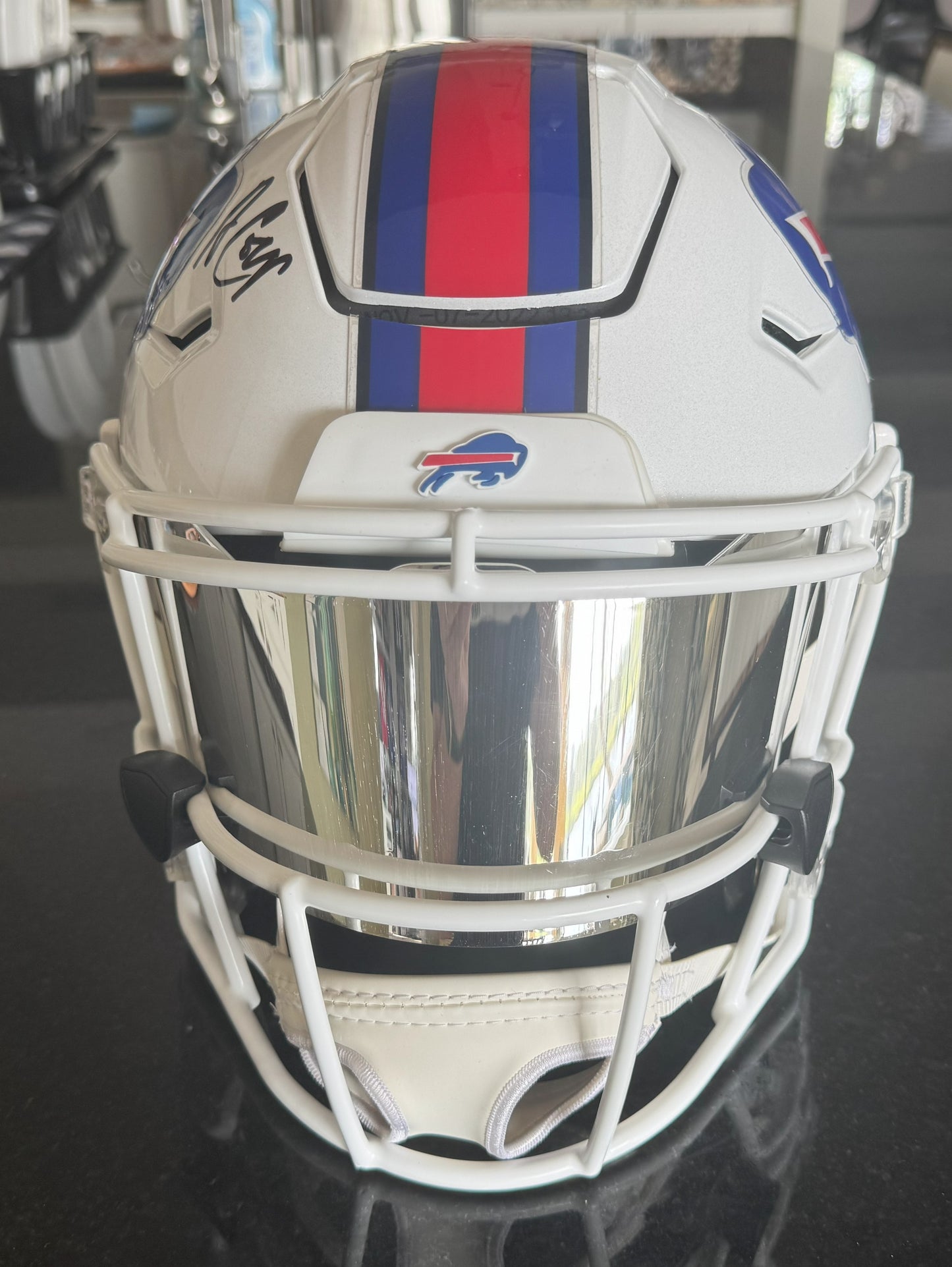 Amari Cooper Hand-Signed✍️Buffalo Bills🐃Full-Size SPEEDFLEX Authentic NFL Helmet