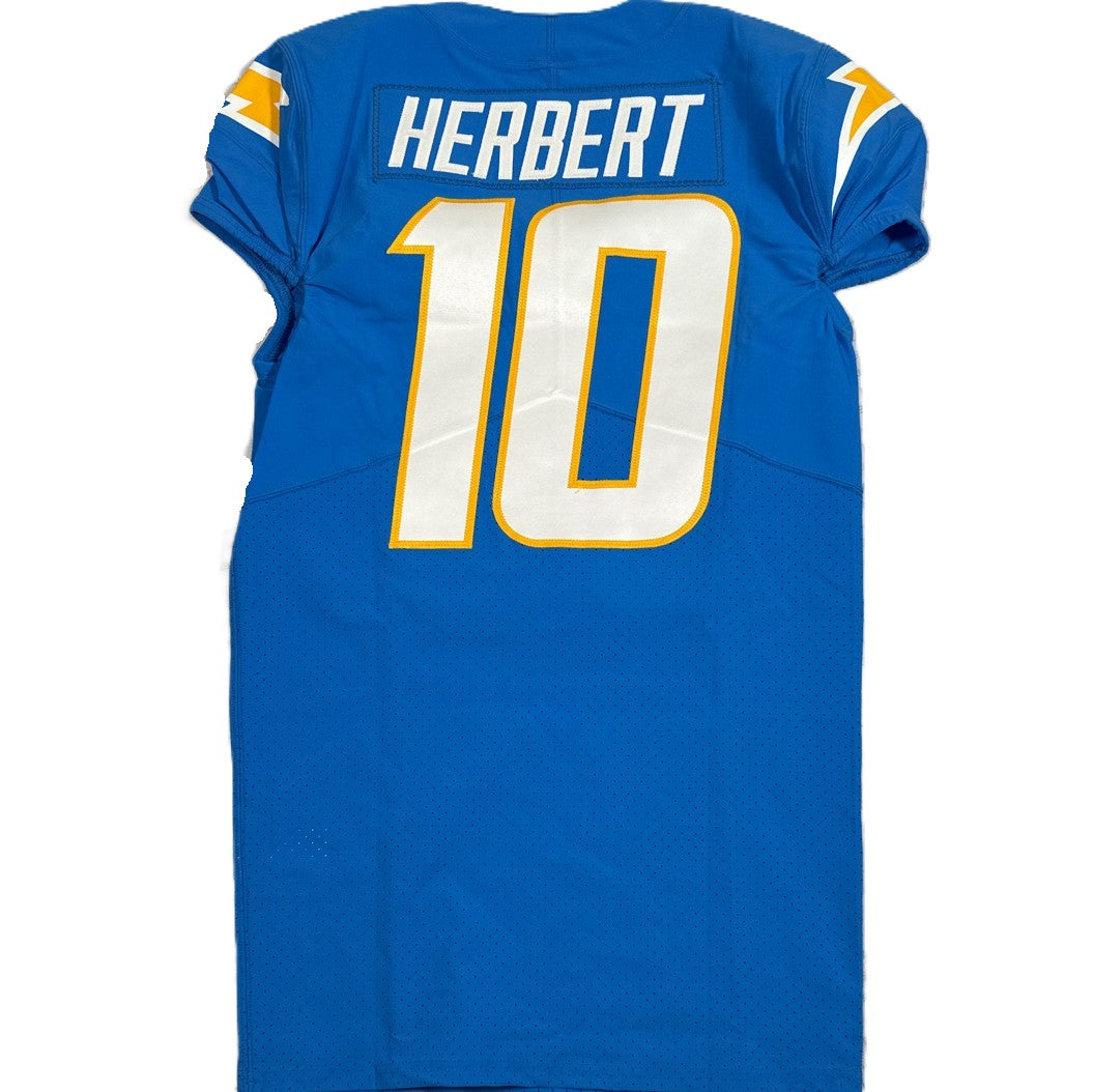 Justin Herbert TEAM-ISSUED💪Los Angeles Chargers⚡NFL Nike Jersey includes Captains Patch