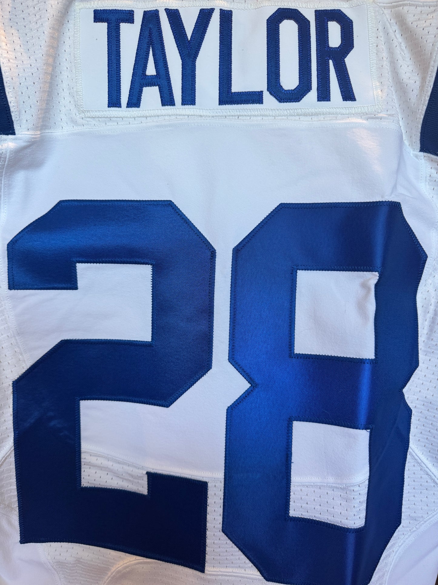 Jonathan Taylor TEAM/GAME ISSUED 💪 Indianapolis Colts Nike NFL Jersey 👕 Also Includes COA 🛡️