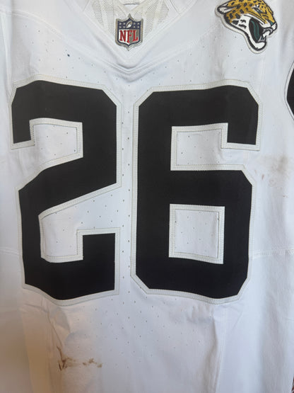 Antonio Johnson GAME USED 💪 10/13/24 Jacksonville Jaguars 🐆 Nike NFL Jersey 👕 vs. Chicago Bears Also includes PSA authentication 🛡️