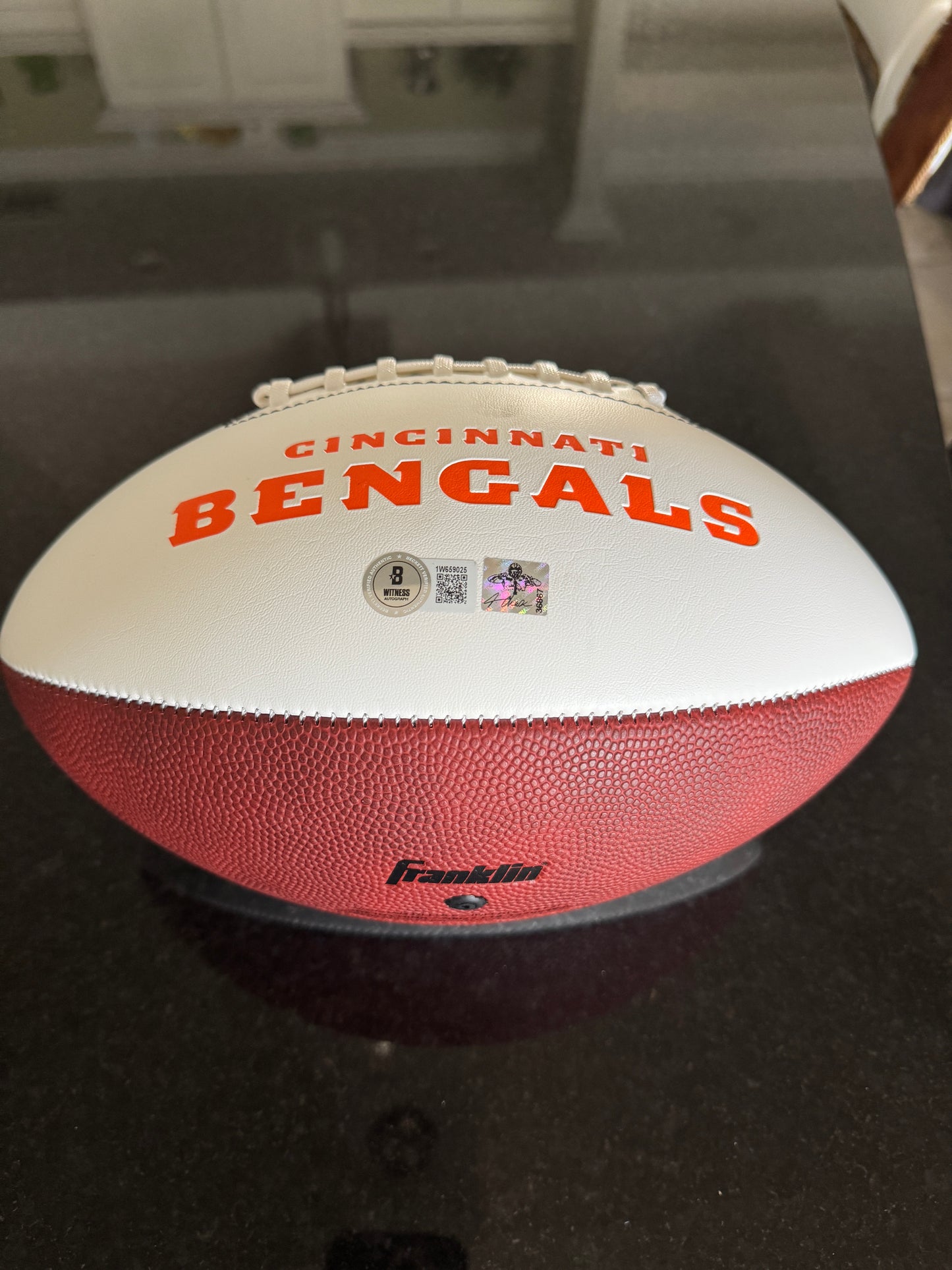 Ja'Marr Chase Hand-Signed✍️Cincinnati Bengals🐅Logo Football NFL Sports Memorabilia