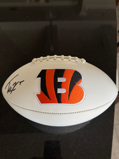 Tee Higgins Signed Cincinnati Bengals Logo Football - NFL Sports Memorabilia