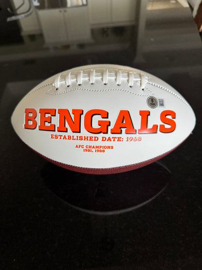 Tee Higgins Signed Cincinnati Bengals Logo Football - NFL Sports Memorabilia