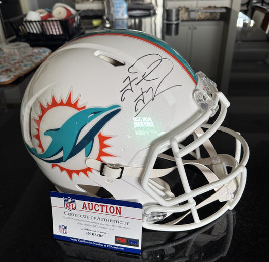 Tua Tagovailoa Signed Miami Dolphins Full-Size Proline NFL Helmet Inc. PSA Authentication 🛡️