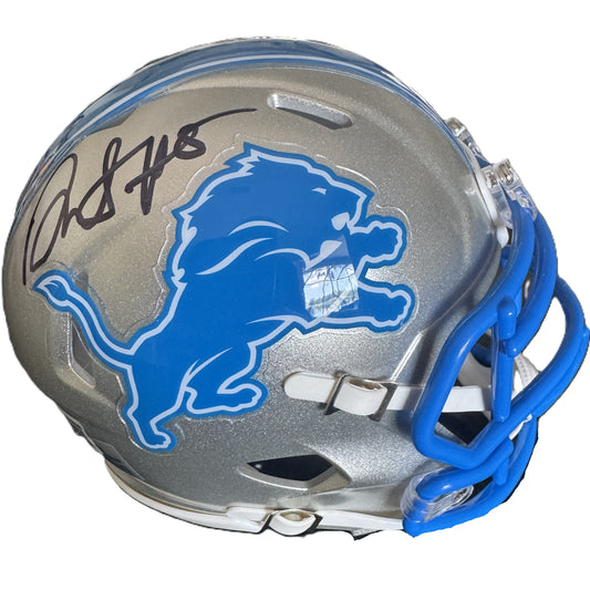 David Montgomery Signed 🖊️ Detroit Lions 🦁 Speed Mini NFL Helmet Also includes Beckett Cartification 🛡️