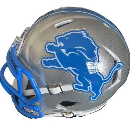 David Montgomery Signed 🖊️ Detroit Lions 🦁 Speed Mini NFL Helmet Also includes Beckett Cartification 🛡️
