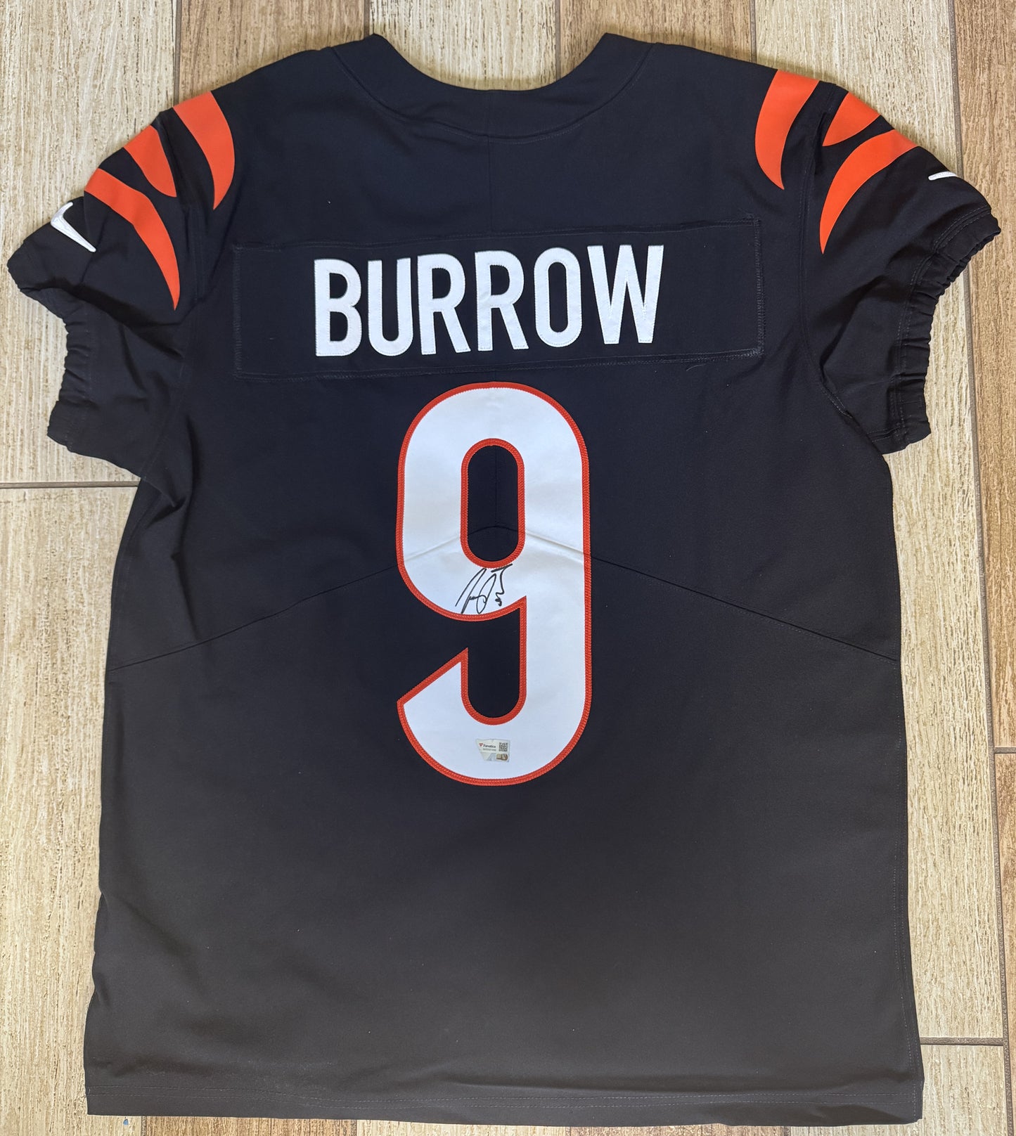 Joe Burrow Hand-Signed Cincinnati Bengals On-Field Nike ELITE NFL Jersey