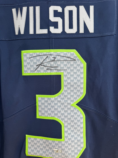 Russell Wilson Signed Seattle Seahawks Nike On-Field Jersey – Beckett Authenticated✅