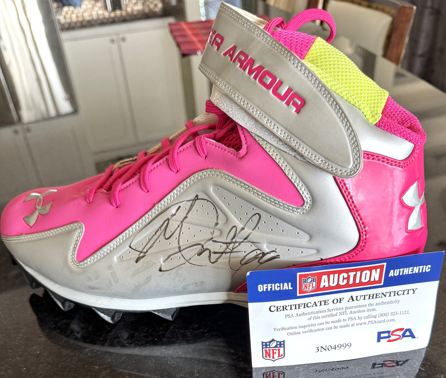 Marcell Dareus Signed✍️Buffalo Bills🦬 Under Armour Cleats👟NFL Memorabilia