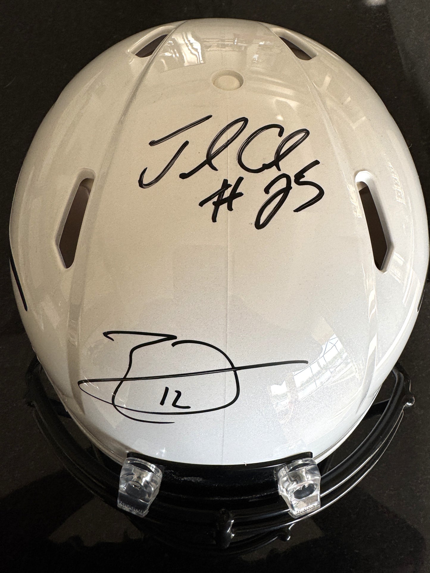 Jamaal Charles & Earl Thomas Hand-Signed Texas Longhorns🐂 Full-Size Authentic Speed NFL Helmet 🏈