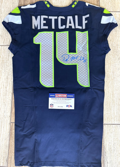 DK Metcalf Hand-Signed Seattle Seahawks Nike Authentic NFL Jersey Rare Memorabilia - PSA Certified