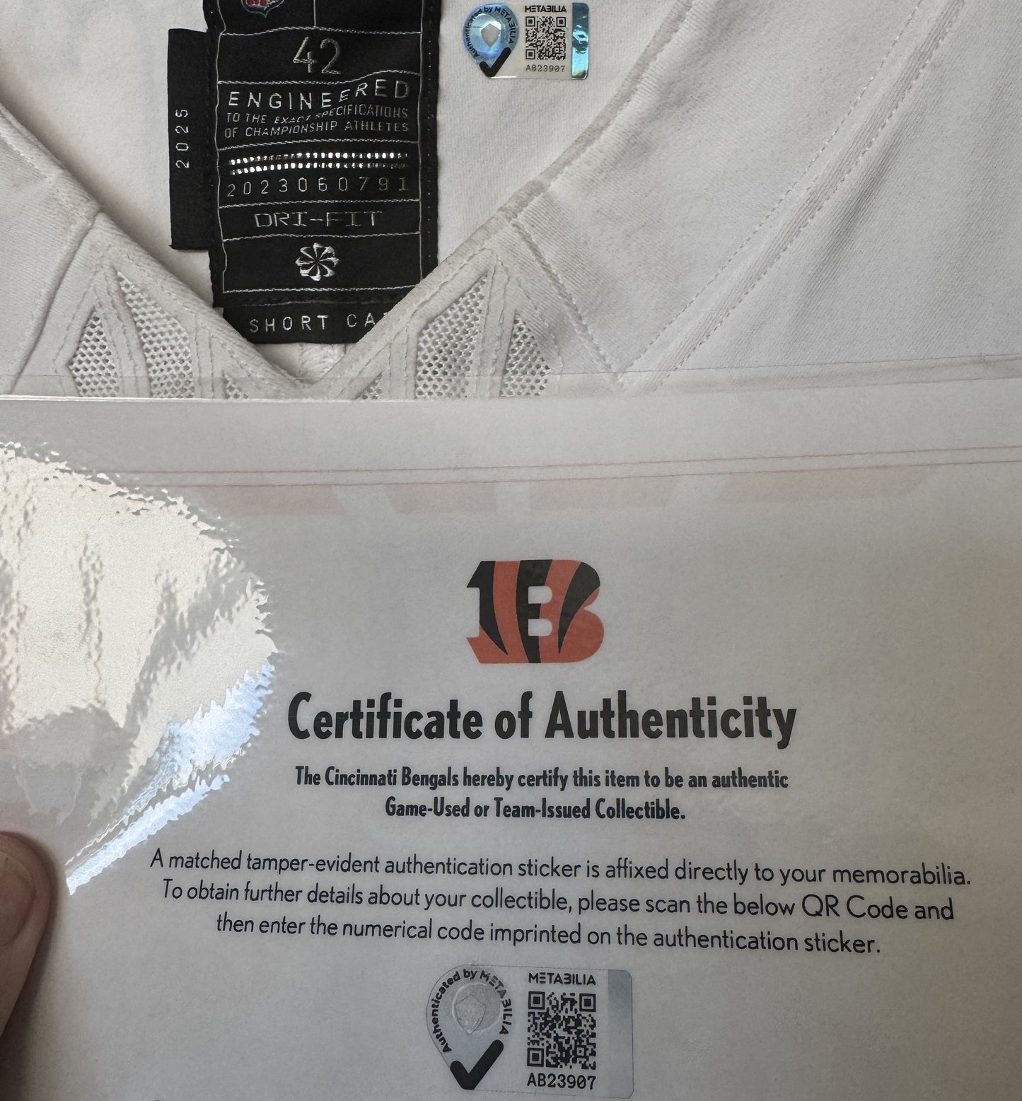 Mike Gesicki GAME WORN 09/21/25 💪 Cincinnati Bengals 🐅 NFL Jersey vs Minnesota Vikings Also Includes Certificate of Authenticity