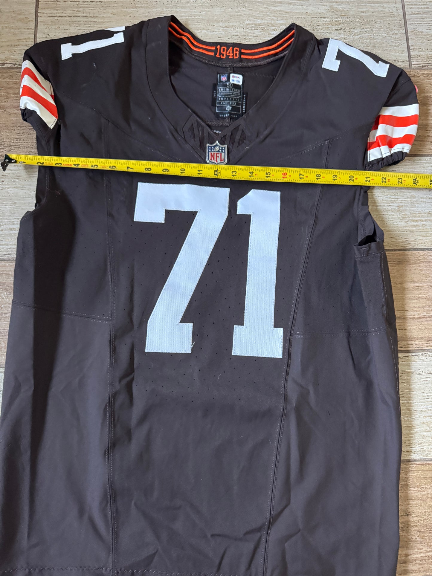 Jedrick Wills Signed✍️Game Used💪Cleveland Browns On-Field NFL Jersey👕2024 Season Inc. PSA COA
