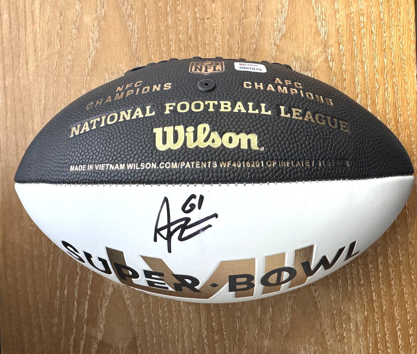 Kansas City Chiefs - Super Bowl 58 Commemorative Ball Signed✍️by 5 NFL Players💯Donovan Smith, Cornell Powell, Austin Reiter, Richie James