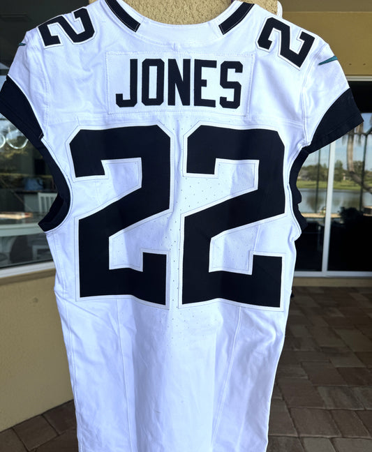 Jarrian Jones GAME USED 10/13/2024 Jacksonville Jaguars On-Field Nike NFL Jersey vs. Chicago Bears Also inc. PSA Authenticity