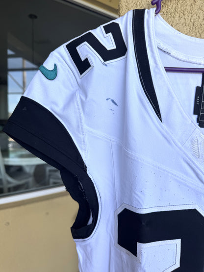 Jarrian Jones GAME USED 10/13/2024 Jacksonville Jaguars On-Field Nike NFL Jersey vs. Chicago Bears Also inc. PSA Authenticity