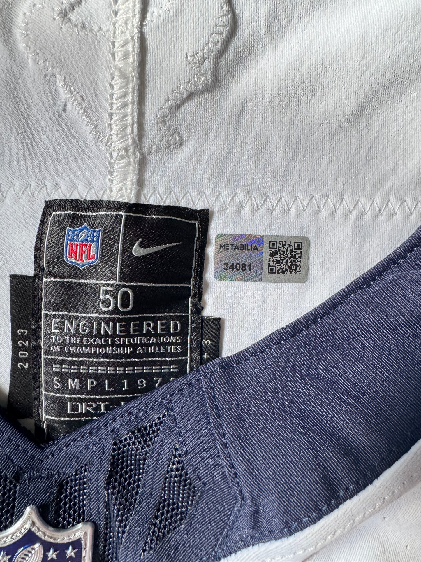 Laremy Tunsil Team/Game Issued Houston Texans 🐂 Nike NFL Jersey👕Also includes COA📄🛡️