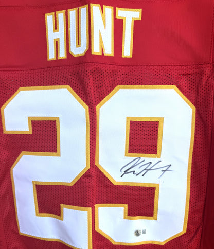 Kareem Hunt Hand-Signed🖊️ Kansas City Chiefs RED❤️‍🔥 Custom NFL Jersey🎽