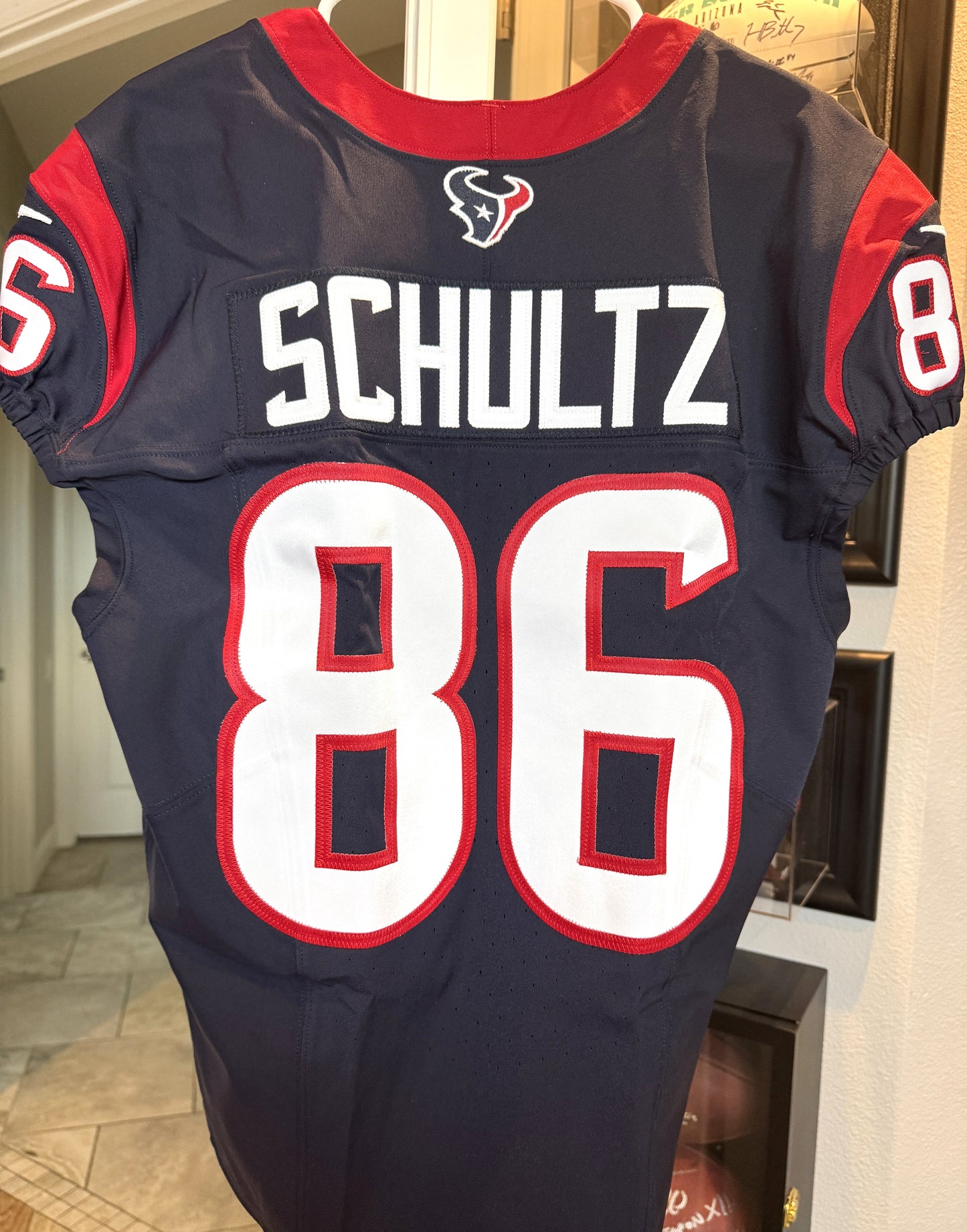 Dalton Schultz Game Issued 💪 Houston Texans 🐂 Nike NFL Jersey Also includes COA 🛡️