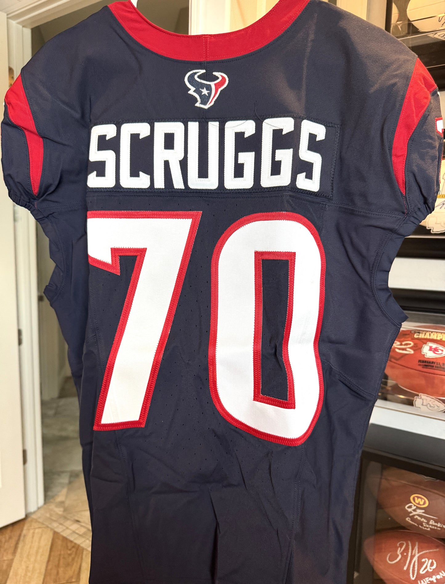 Juice Scruggs Team Issued 💥 Houston Texans 🐂 Nike NFL Jersey Also includes COA 📄