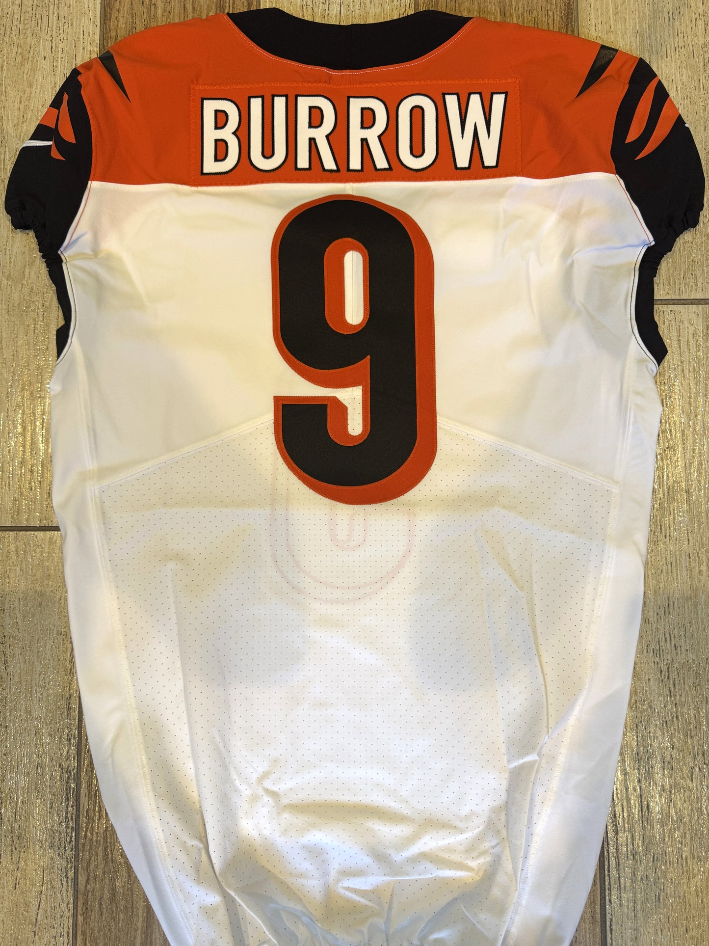 Joe Burrow Bengals Game-Issued On-Field NFL Jersey (Nike) Metabilia Certified💥Inc. Captains Patch